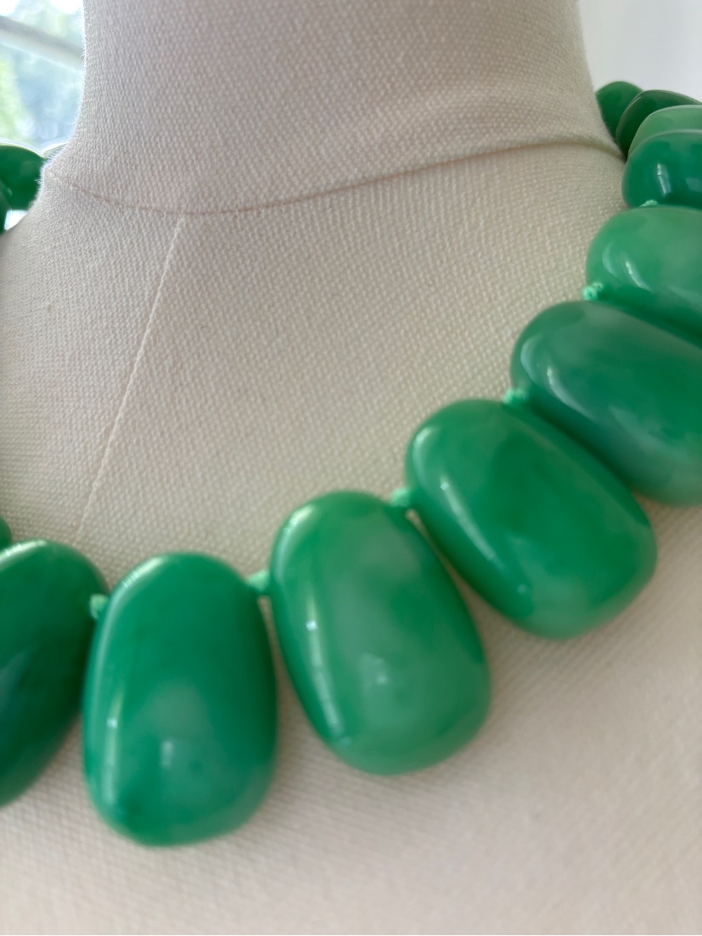 Piper Bold Green Chunky Bead Necklace 16" x 3" Lead Safe Nickel Free SKU 24 - Picture 2 of 4